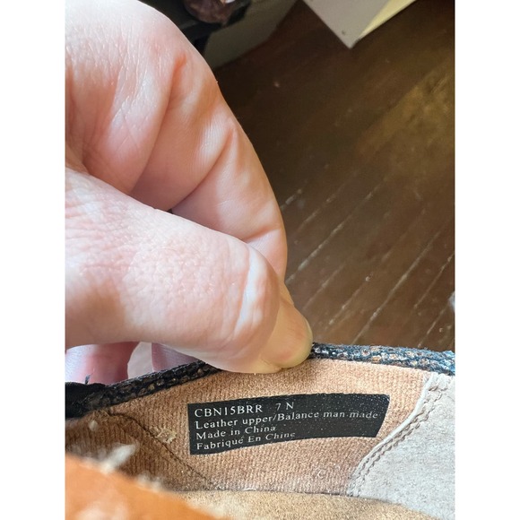 New Cobb Hill by New Balance Brown and Black Slip on Clogs Comfort Flats 7N - Picture 4 of 11